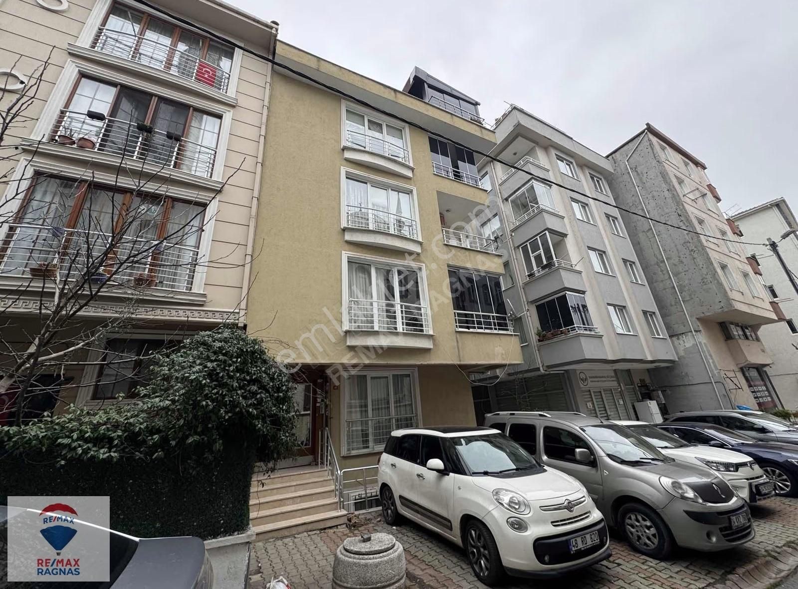 Ümraniye Namık Kemal Cengiz Topel Cad. 3+1 105m² Satılık Daire - Görsel 8