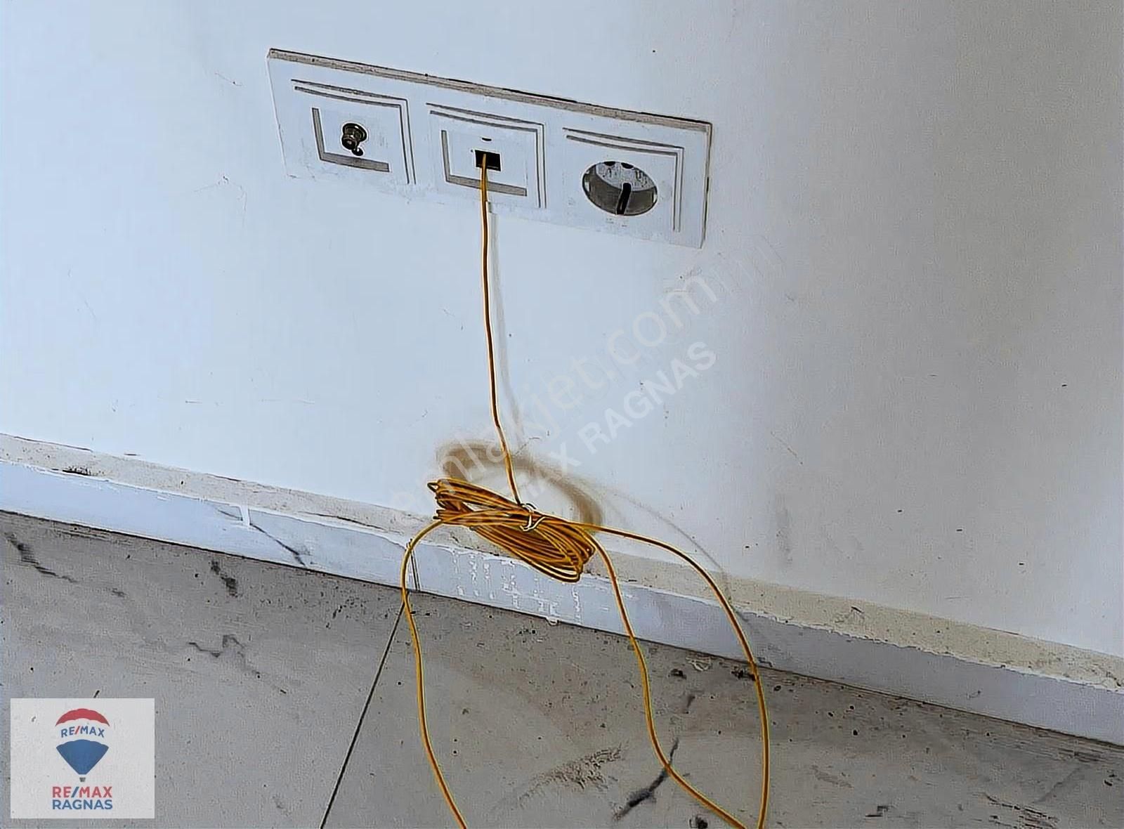 Sultanbeyli Yavuzselim Mahallesinde Satılık Dükkan - Görsel 7