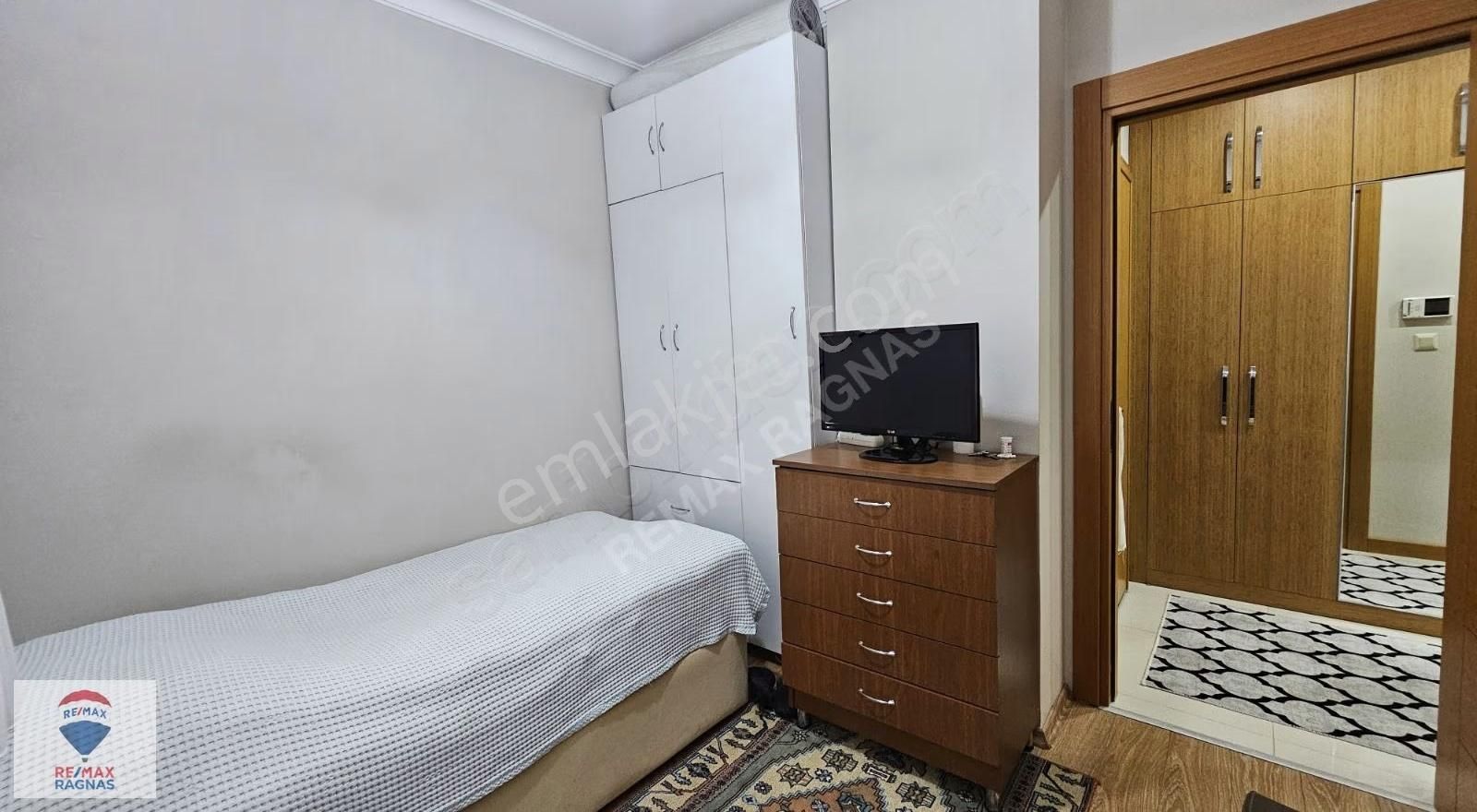 Çekmeköy /taşdelen Cadde Park Evlerinde Satılık 2+1 Daire - Görsel 4