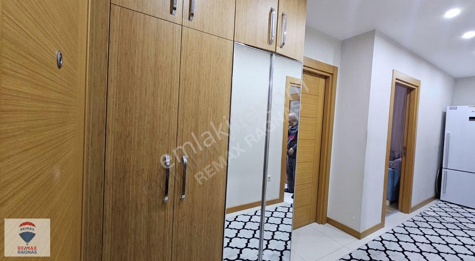 Çekmeköy /taşdelen Cadde Park Evlerinde Satılık 2+1 Daire - Görsel 18