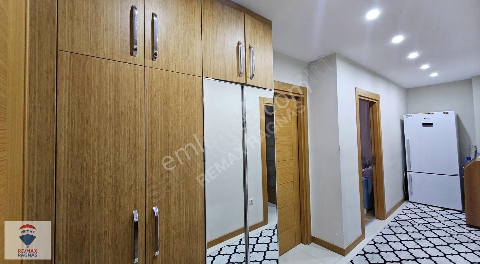 Çekmeköy /taşdelen Cadde Park Evlerinde Satılık 2+1 Daire - Görsel 22