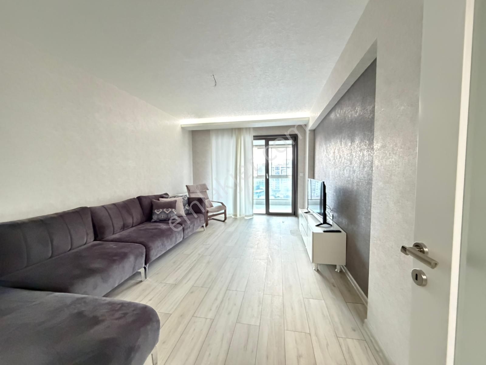 Pursaklar Mehmet Zengin Emlak'tan K. Otoparklı Çift Banyolu 15.kat 4+1 Ultra Lüks Sitede Daire - Görsel 17