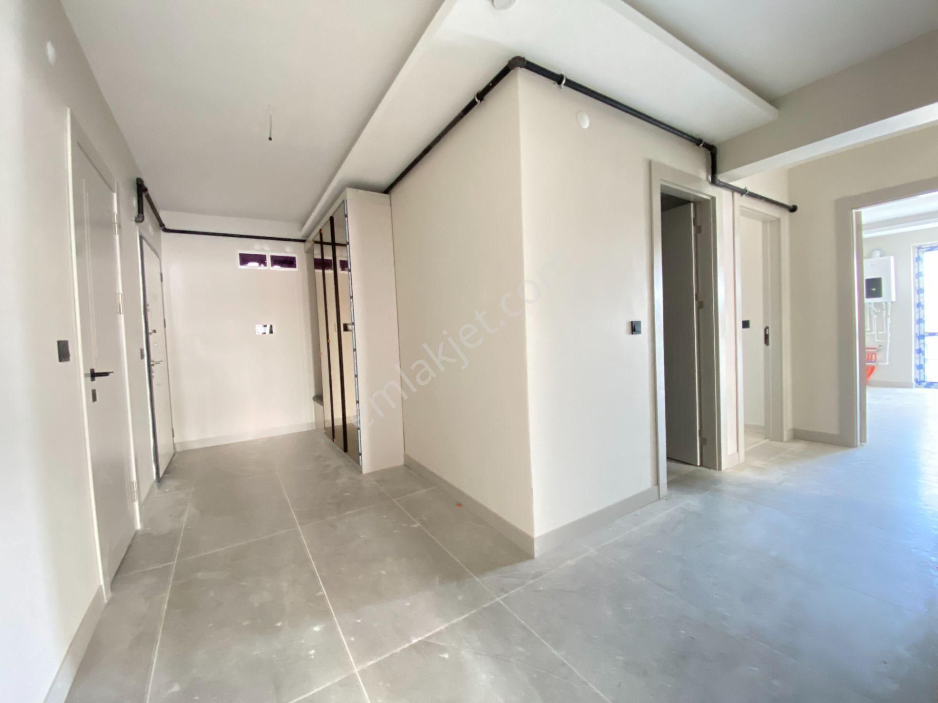 Gökçe Emlak'tan Sarayda Sıfır 3+1 Yerden Isıtmalı Satılık Daire - Görsel 6