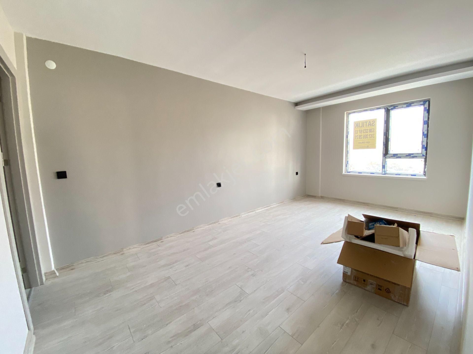 Gökçe Emlak'tan Sarayda Sıfır 3+1 Yerden Isıtmalı Satılık Daire - Görsel 13