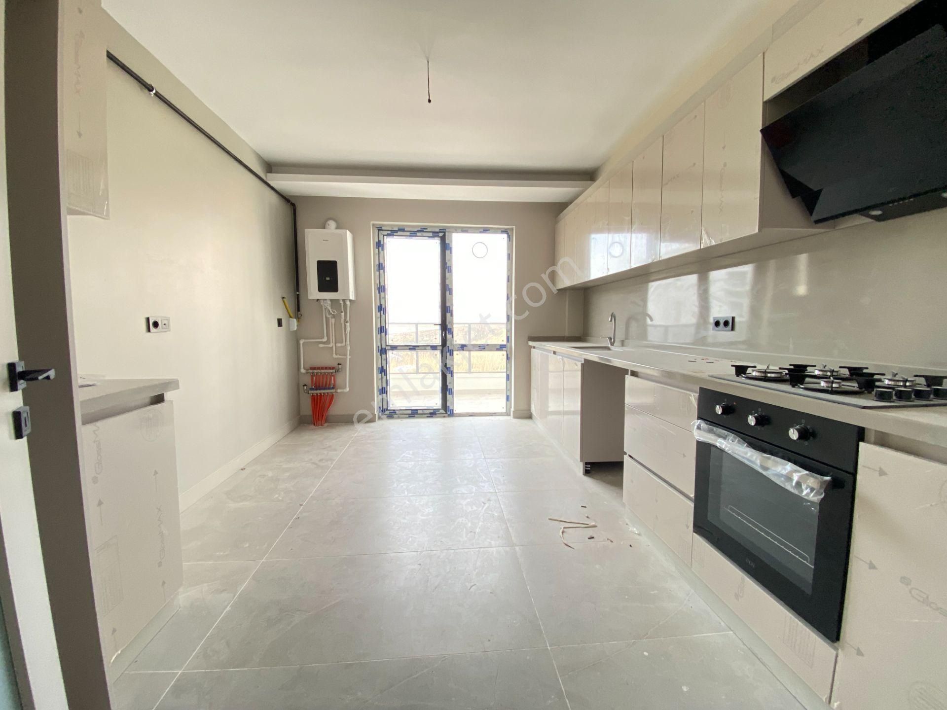 Gökçe Emlak'tan Sarayda Sıfır 3+1 Yerden Isıtmalı Satılık Daire - Görsel 9