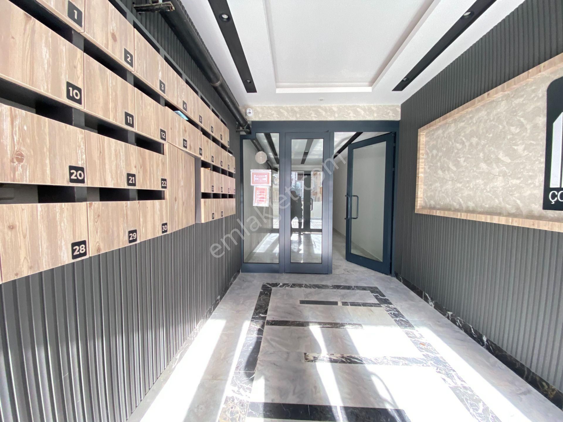 Gökçe Emlak'tan Sarayda Sıfır 3+1 Yerden Isıtmalı Satılık Daire