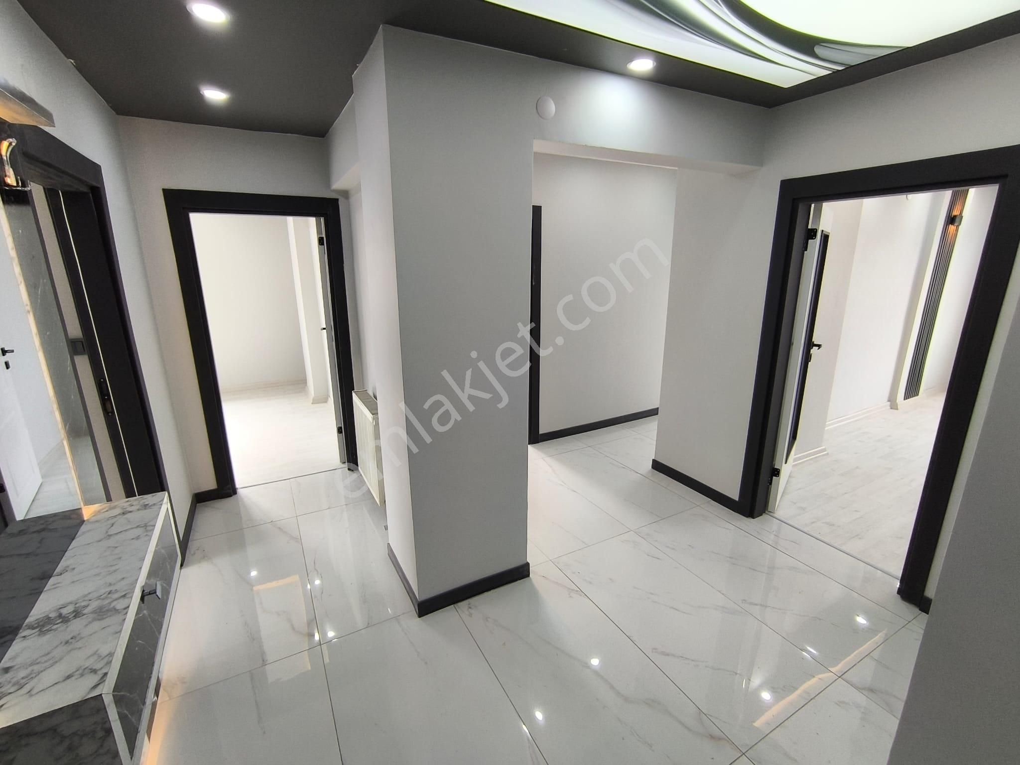 Akşemsettin'de Ultralüks Yapı 3+1 Cadde Üstü Satılık Daire - Görsel 19