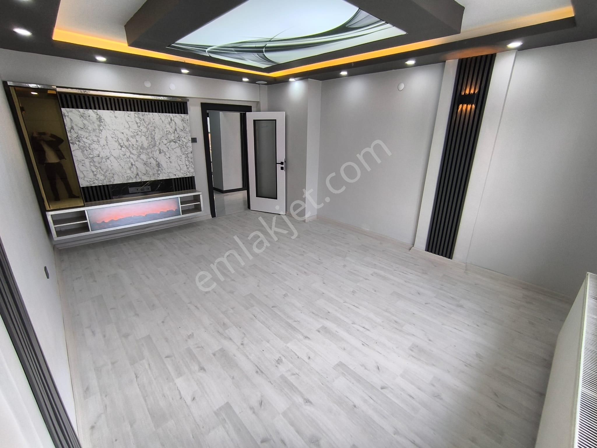 Akşemsettin'de Ultralüks Yapı 3+1 Cadde Üstü Satılık Daire - Görsel 9