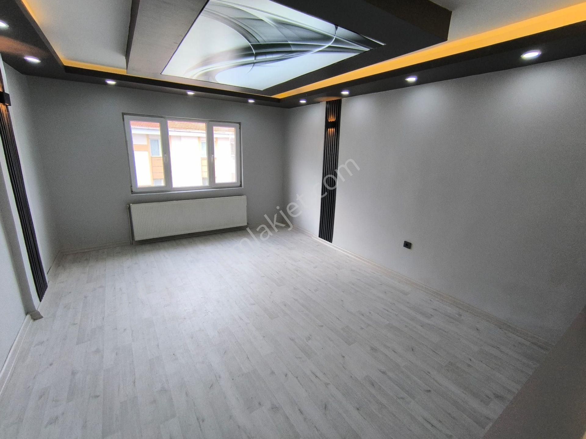 Akşemsettin'de Ultralüks Yapı 3+1 Cadde Üstü Satılık Daire - Görsel 8