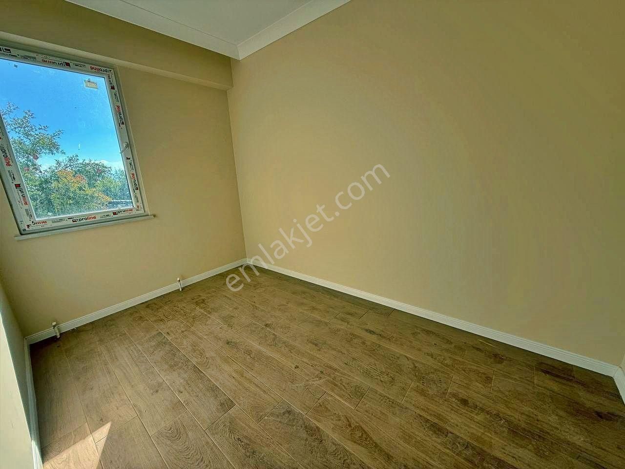 Uytundan Güre Köyde Bahçe Kullanımlı Acil Satılık 1+1 Daire - Görsel 20