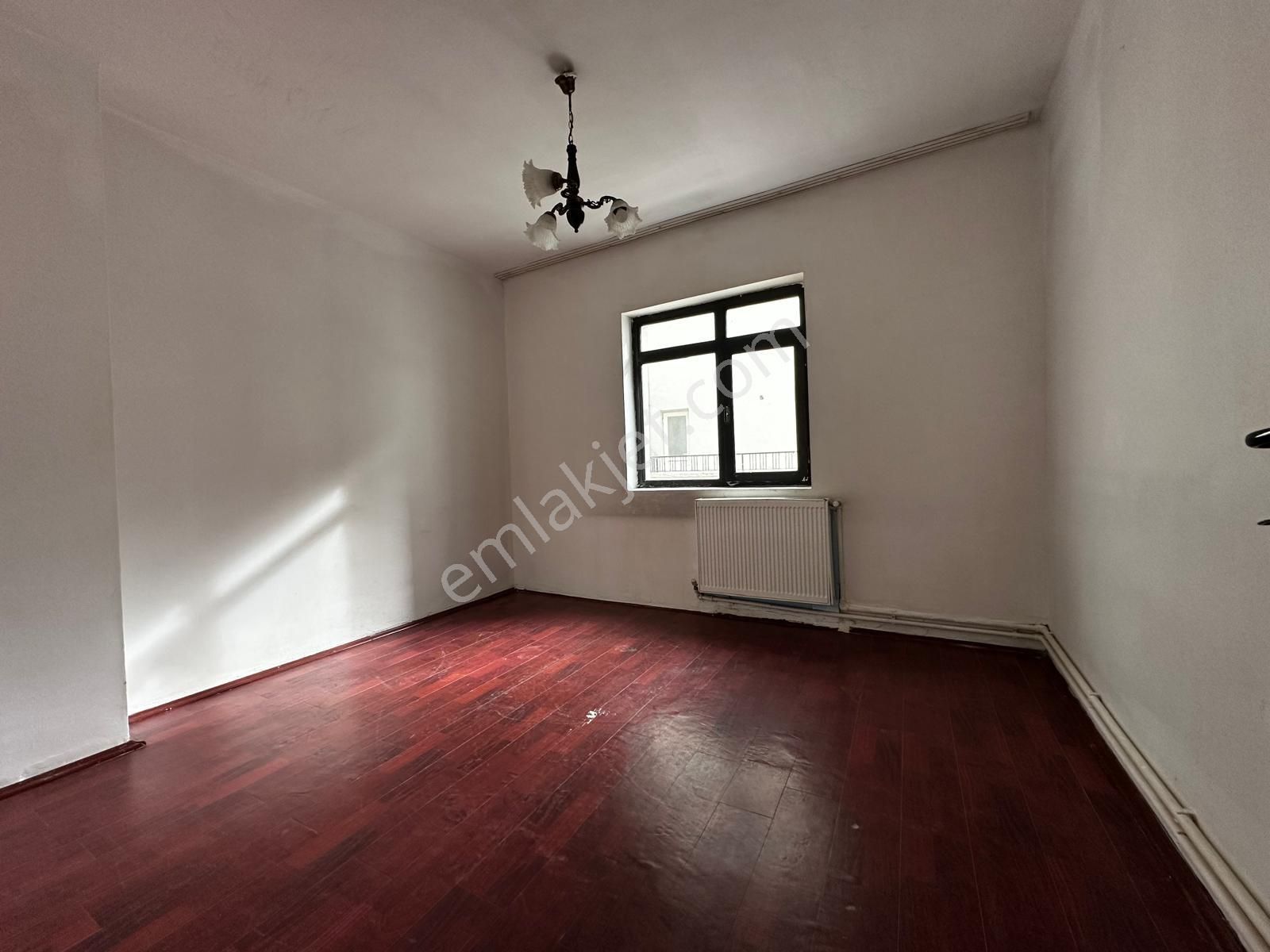 Pursaklar Mehmet Zengin Emlak'tan Fatih Mah. Çarşı İçinde 1.kat 3+1 Daire - Görsel 15