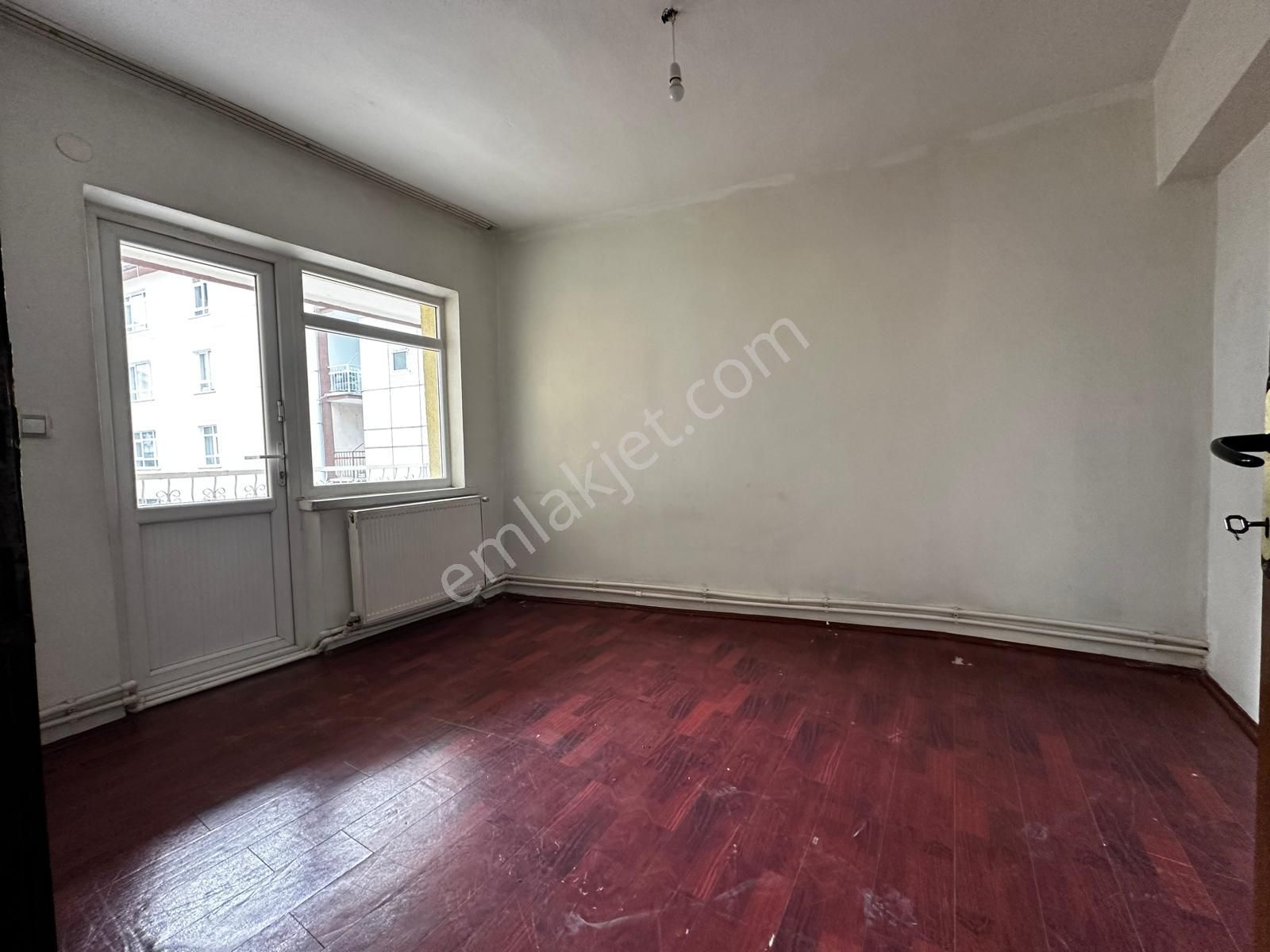 Pursaklar Mehmet Zengin Emlak'tan Fatih Mah. Çarşı İçinde 1.kat 3+1 Daire - Görsel 18