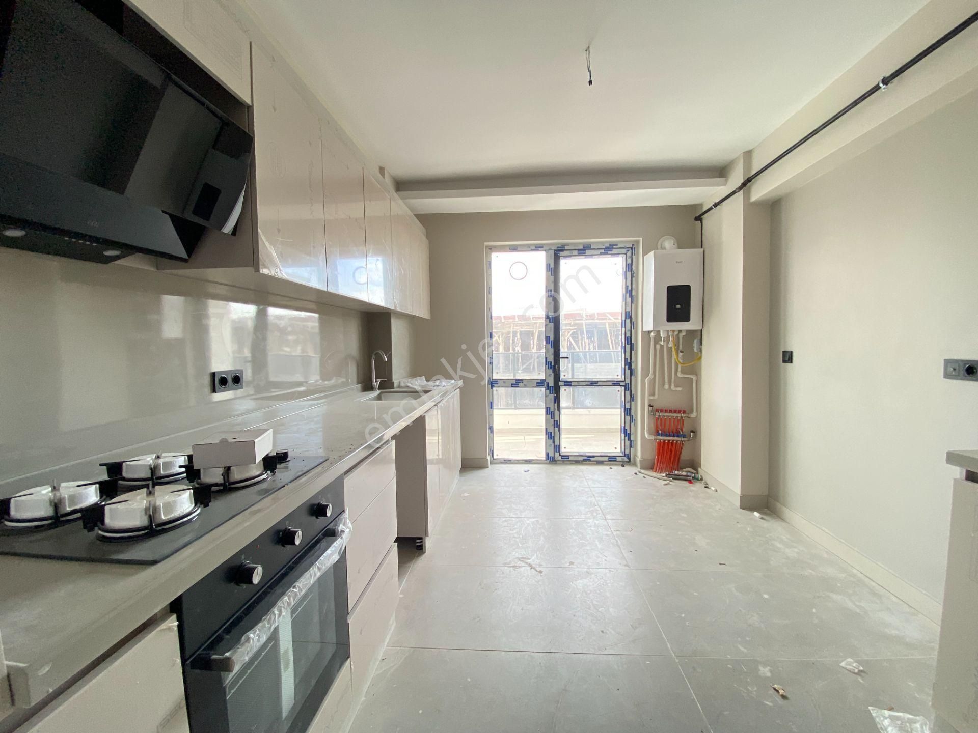 Gökçe Emlak'tan Sarayda Sıfır 3+1 Yerden Isıtmalı Satılık Daire