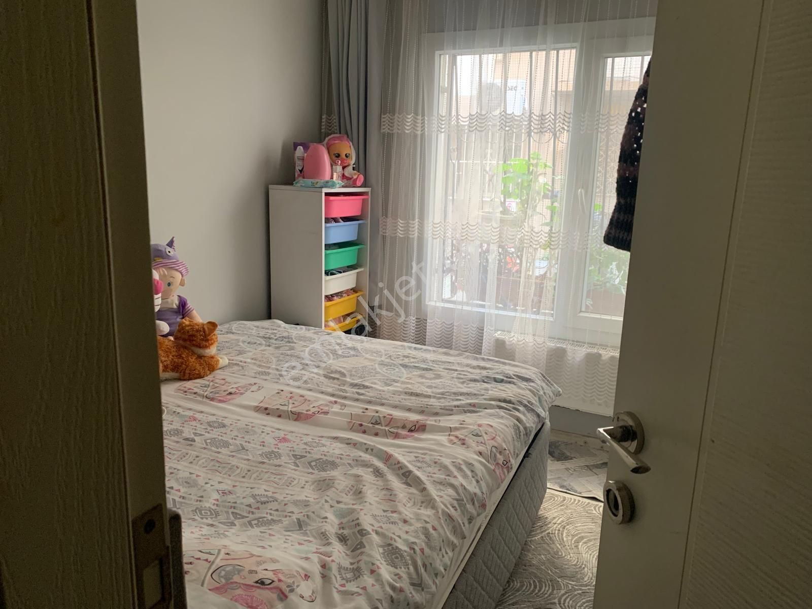 Üçyol Meydan Ve Metro Duraklarına Çok Yakın 2+1 Bakımlı Doğalgazlı - Görsel 8