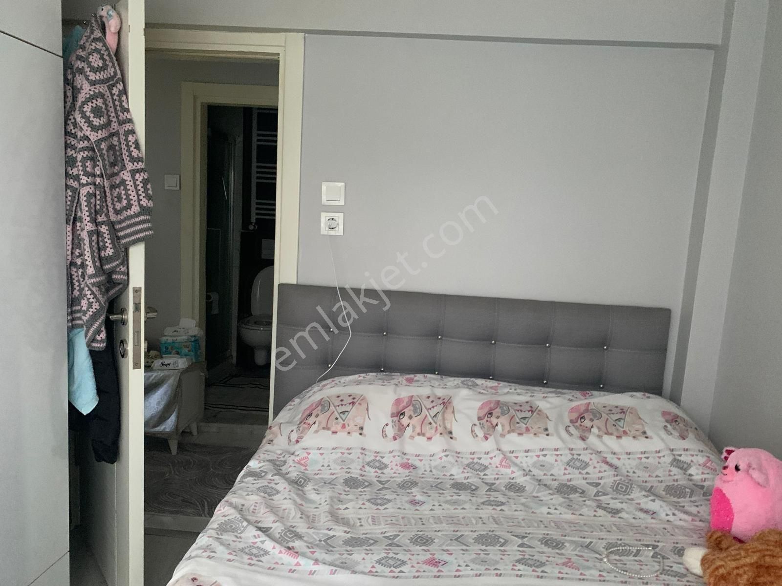 Üçyol Meydan Ve Metro Duraklarına Çok Yakın 2+1 Bakımlı Doğalgazlı - Görsel 10