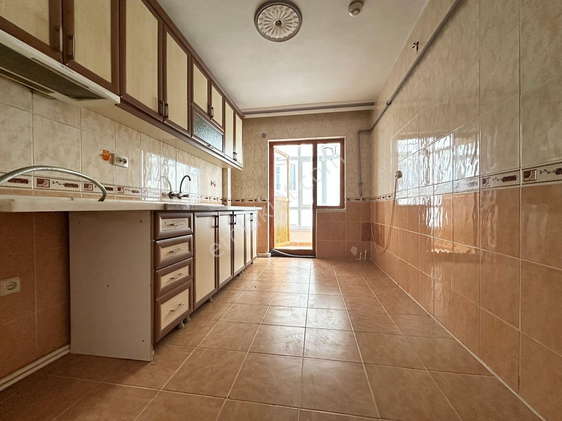 Pursaklar Mehmet Zengin Emlak'tan Yüksek Giriş 3+1 Yapılı Masrafsız Daire - Görsel 4