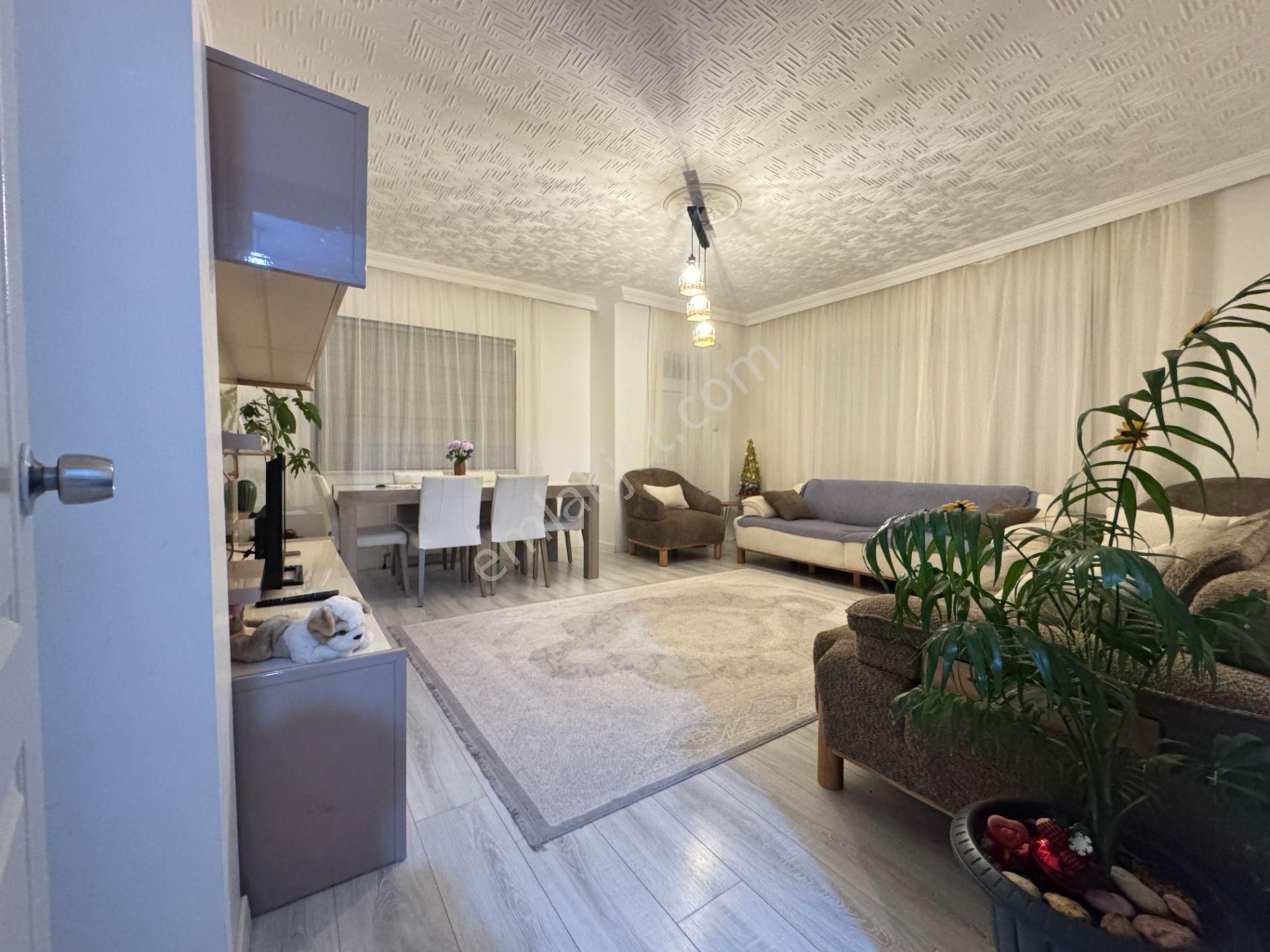 Pursaklar Mehmet Zengin Emlak'tan Yüksek Giriş Kat 2+1 Yapılı Masrafsız Daire - Görsel 2