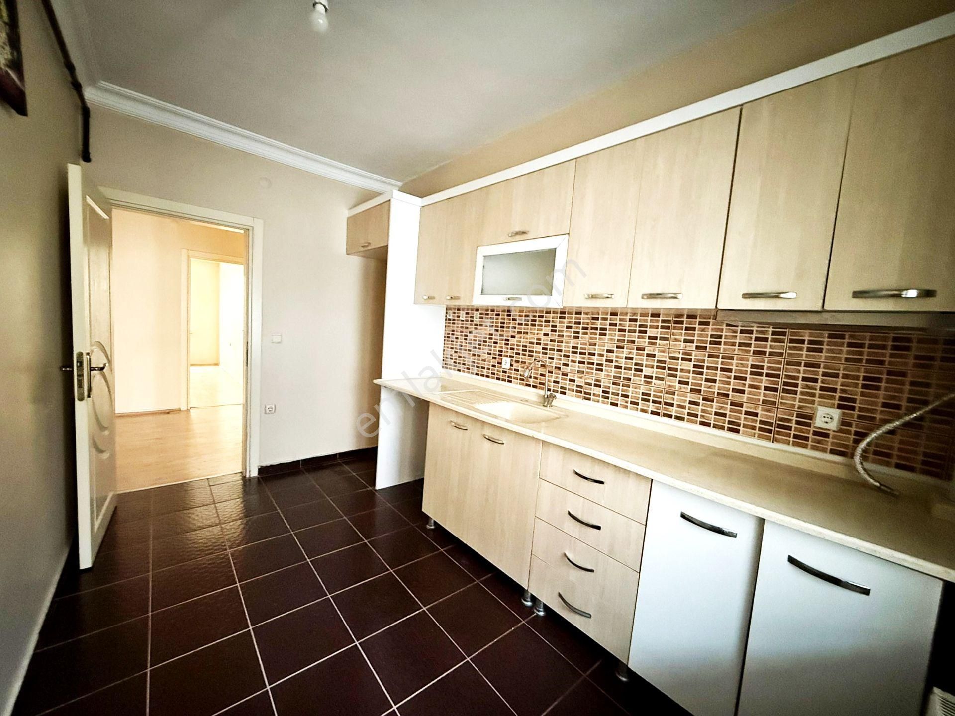 Alban'dan City Center Avm Dibinde 3+1 Asansörlü Satılık Daire !!