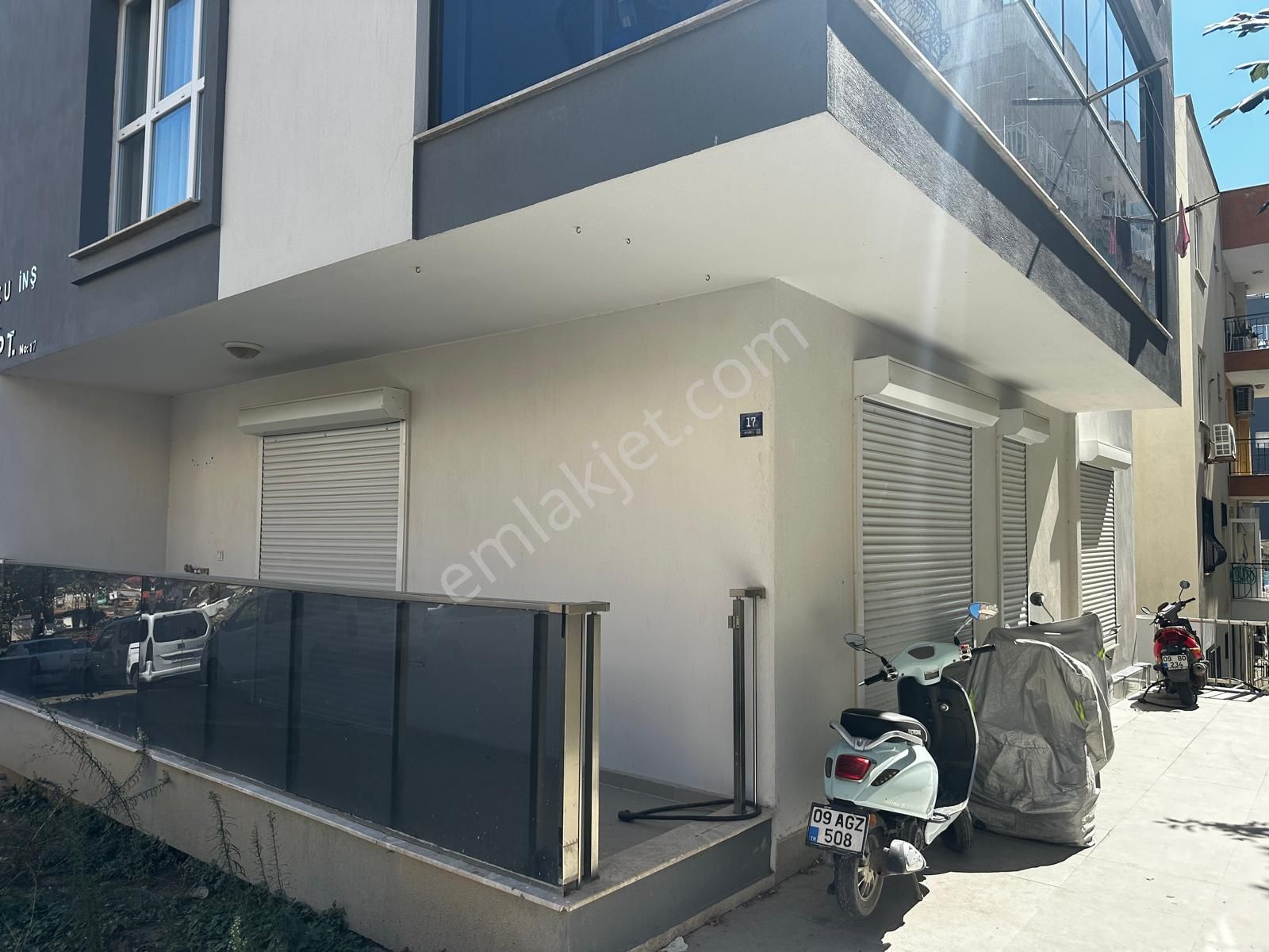 Kuşadası Merkezde Yüksek Giriş 2+1 Eşyalı - Görsel 4