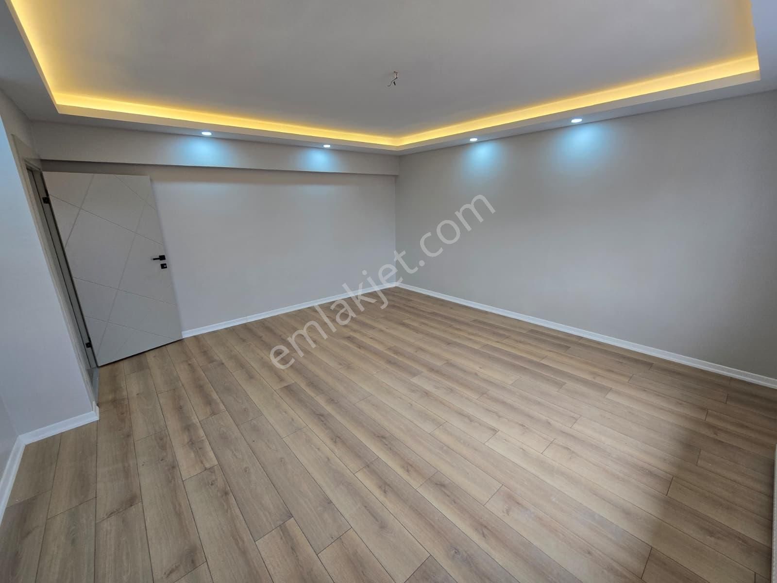 İstasyon Mah Satılık 3+1 Kat Ta Lüks Yapılı Geniş Daire - Görsel 35