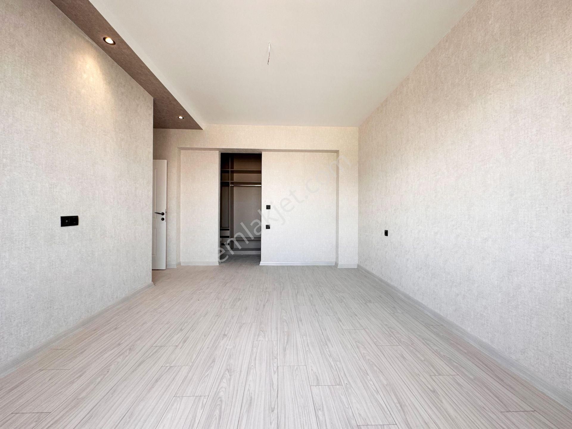 Pursaklar Mehmet Zengin Emlak'tan Fatih Mah. Protokol Yolu Yakını Lutra Lüks Sitede 5.kat 4+1 Daire - Görsel 18