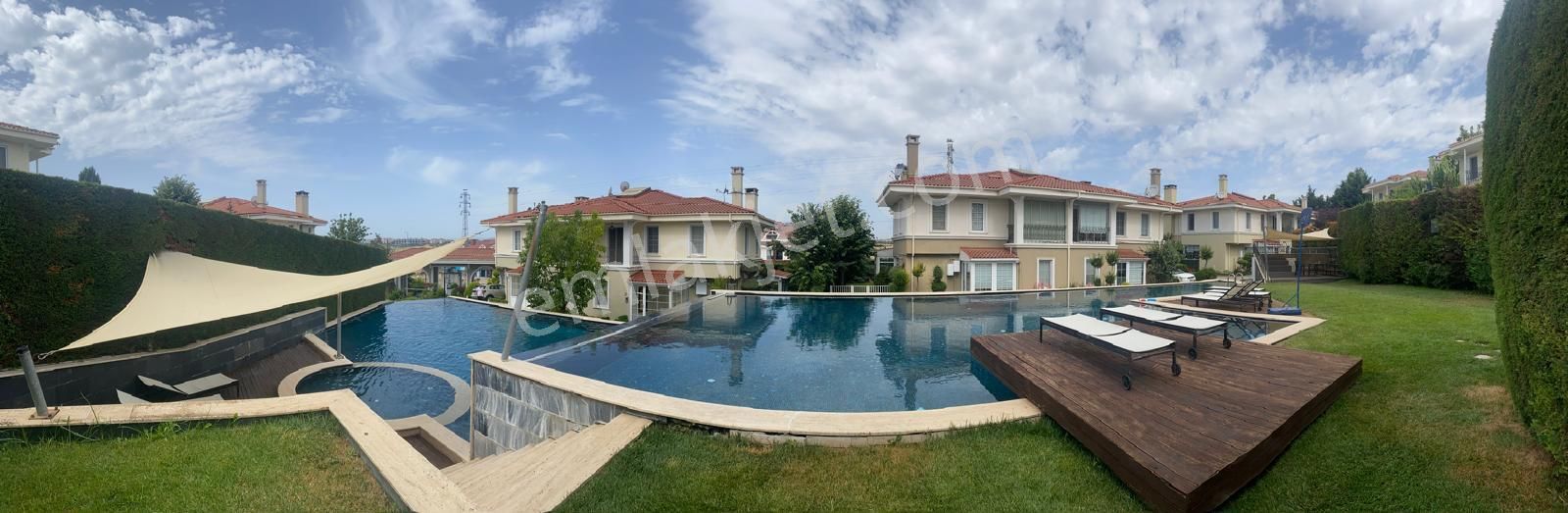 Ayça Emlaktan Konforlu Sitede Doğal Güzel Bir Yaşam Sizi Bekliyor!