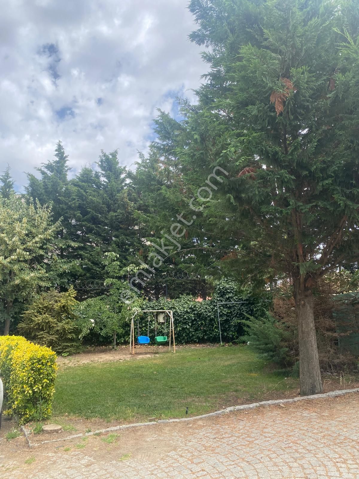 Ayça Emlaktan Konforlu Sitede Doğal Güzel Bir Yaşam Sizi Bekliyor! - Görsel 3