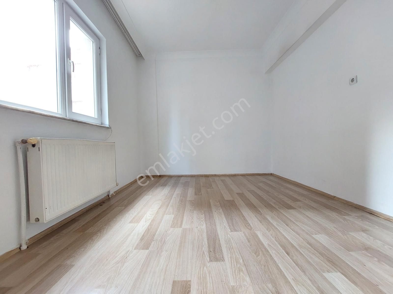 30 Ağustos Mah De Satılık 2+1 Yüksek Giriş Geniş Ön Cephe Daire - Görsel 2