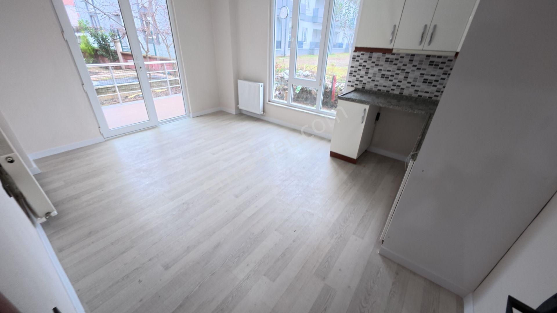 Sakarya Karasu Da Yalı Mah De Sadece Size Ait Bahçe Kullanımlı 2+1 Daire - Görsel 11