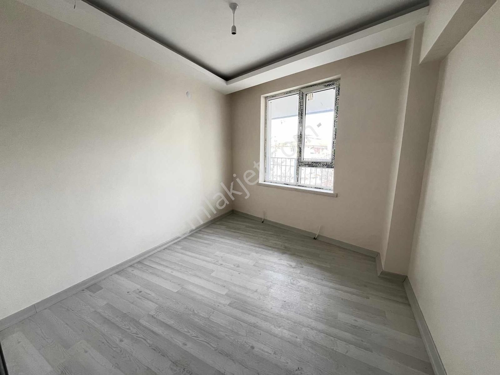 Özmar Market Yakını 3+1 110 M2 3.katta Güney Cephe Fırsat Daire - Görsel 28