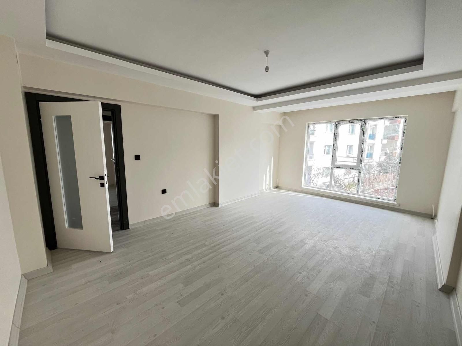 Özmar Market Yakını 3+1 110 M2 3.katta Güney Cephe Fırsat Daire - Görsel 12