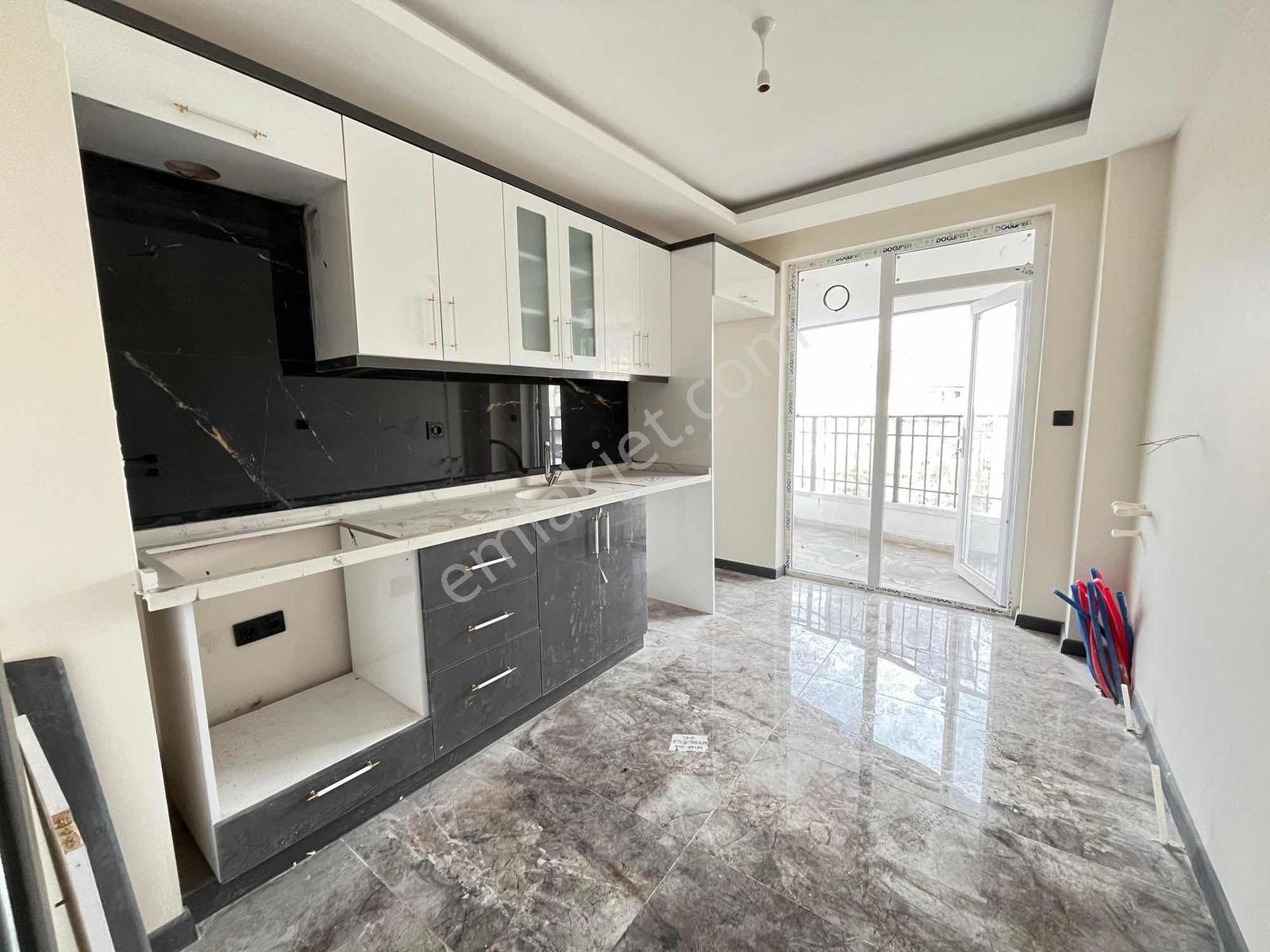 Özmar Market Yakını 3+1 110 M2 3.katta Güney Cephe Fırsat Daire - Görsel 8