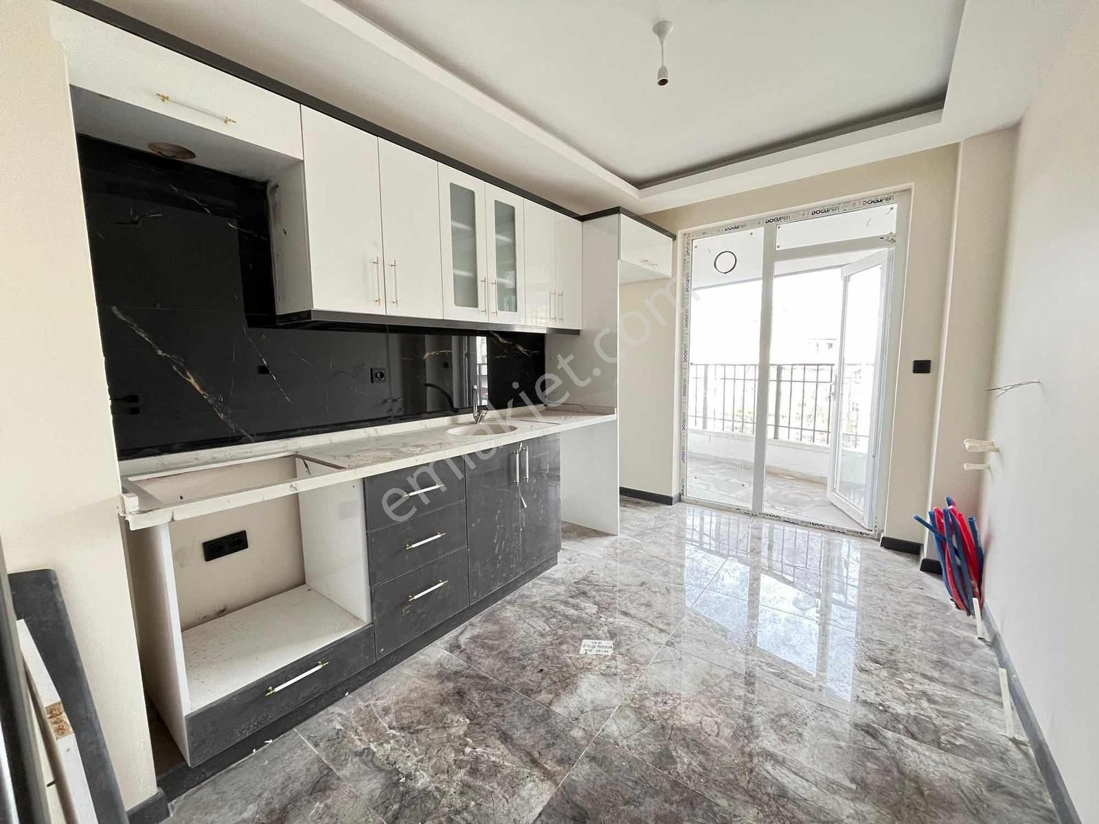 Özmar Market Yakını 3+1 110 M2 3.katta Güney Cephe Fırsat Daire - Görsel 19