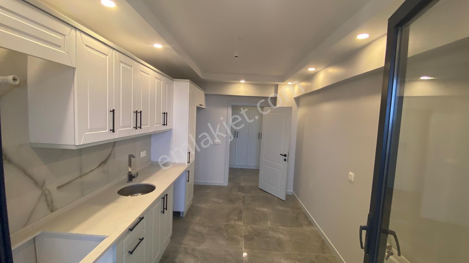 Ak Auto Gayrimenkul'den Atatürk Mah Full Deniz Manzaralı Satılık 3+1 Daire - Görsel 3