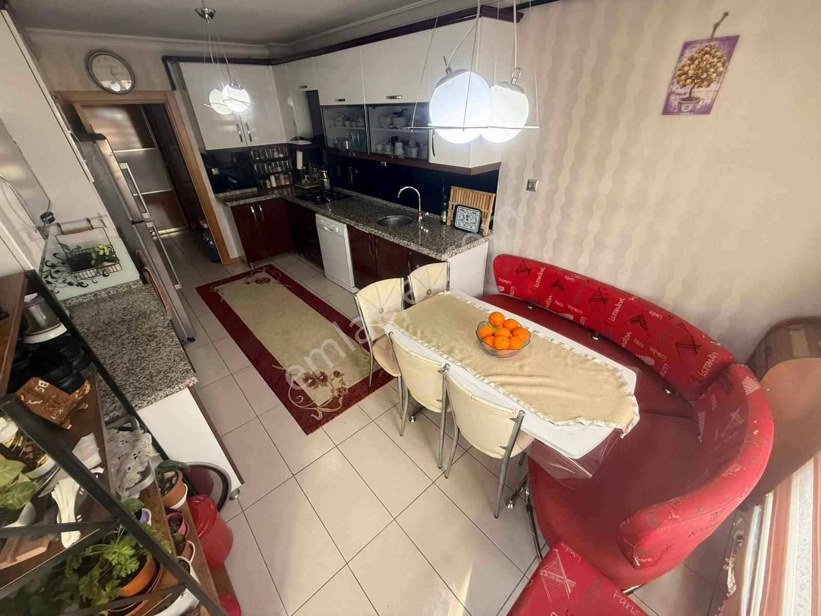 Pursaklar Mehmet Zengin Emlak'tan Otoparklı Çift Banyolu 1.kat 3+1 Lüks Sitede Daire - Görsel 11