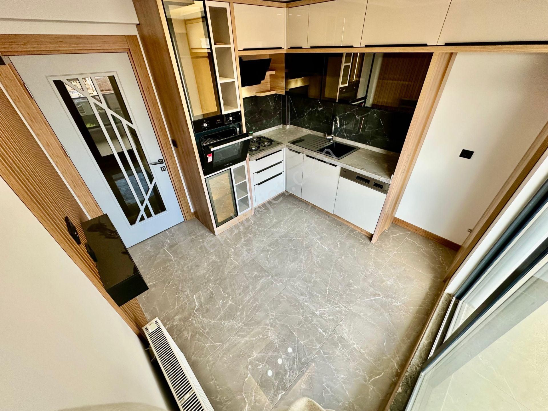 ꧁ay Emlaktan꧂akçayda Ön Cephe*benim Olsun Dedirten*müstakil Tadında Şık Tasarımlı Satılık 2+1 Daire - Görsel 2