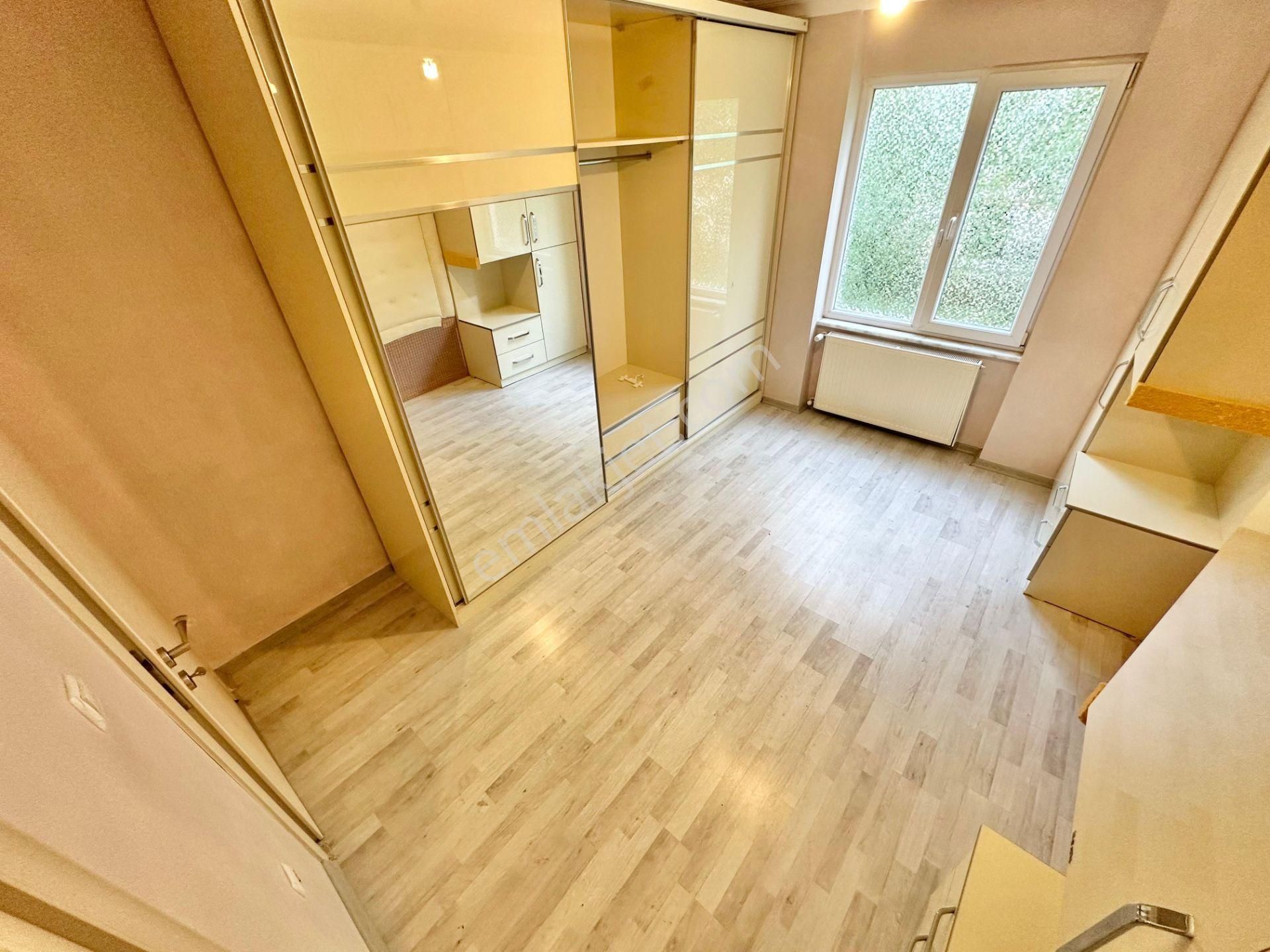 ꧁ay Emlaktan꧂akçay'da Müstakil Tadında Ön Cephe Ebeveyn Banyolu 3 Adet Balkonlu Satılık 3+1 Daire - Görsel 15