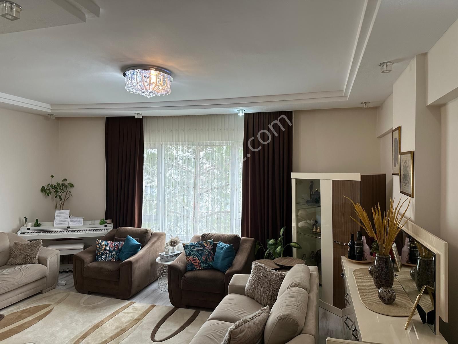 Görkem'den 3+1 120 M2 Bağımsız Kombili Ön Katta Mantolamalı Cadde Paralelinde - Görsel 25