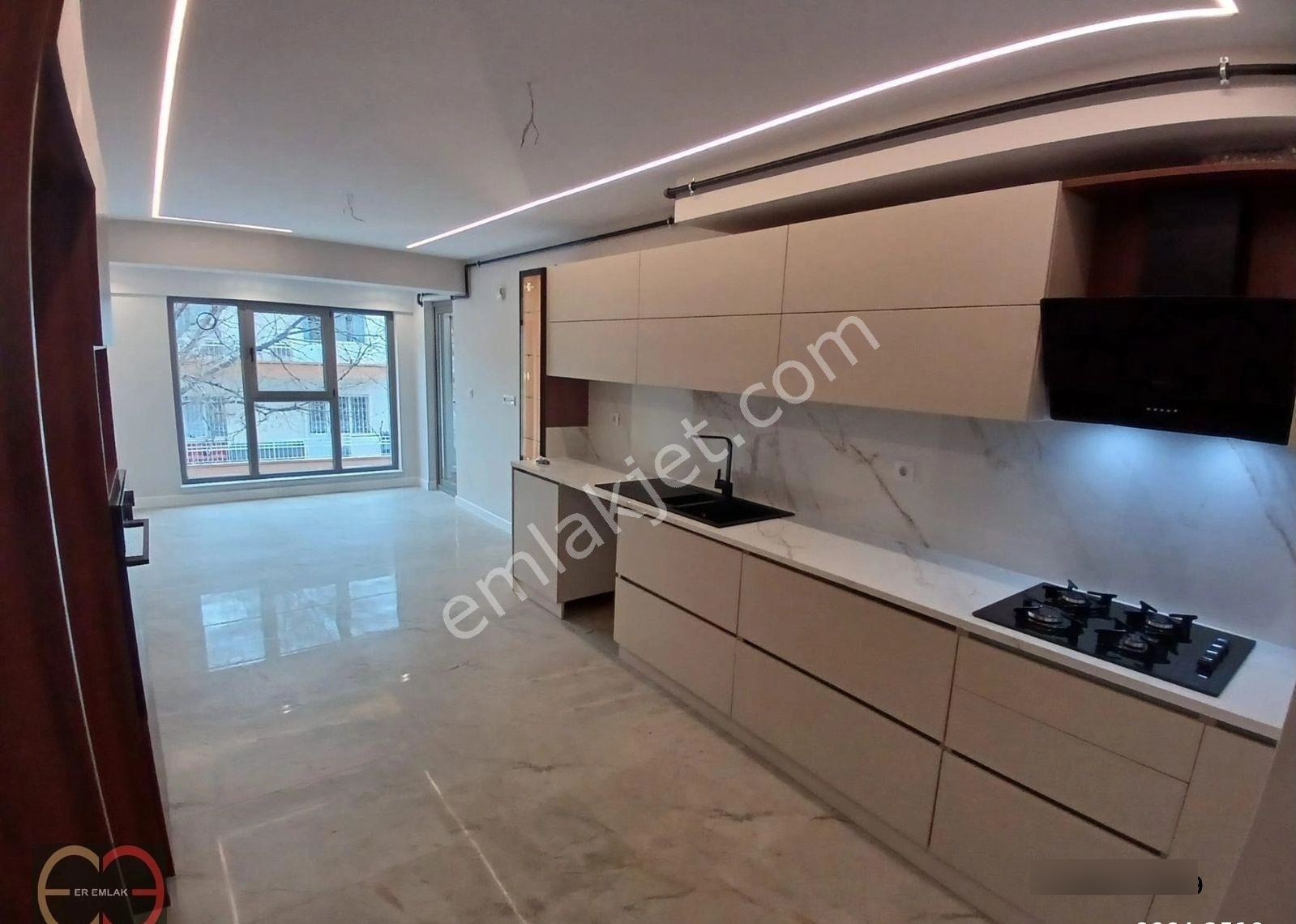 Bahçelievler Katta Giyinme Odalı Sıfır 4+1 Süper Lüx Daire - Görsel 22