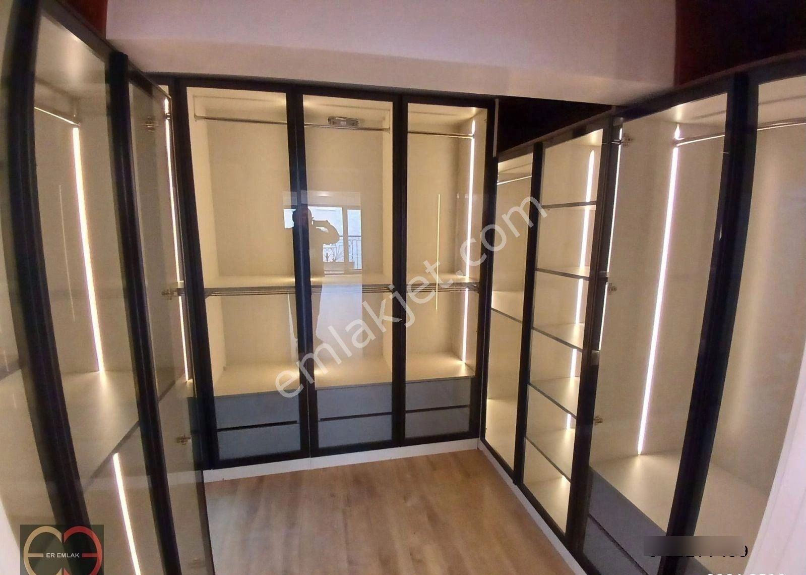 Bahçelievler Katta Giyinme Odalı Sıfır 4+1 Süper Lüx Daire - Görsel 15