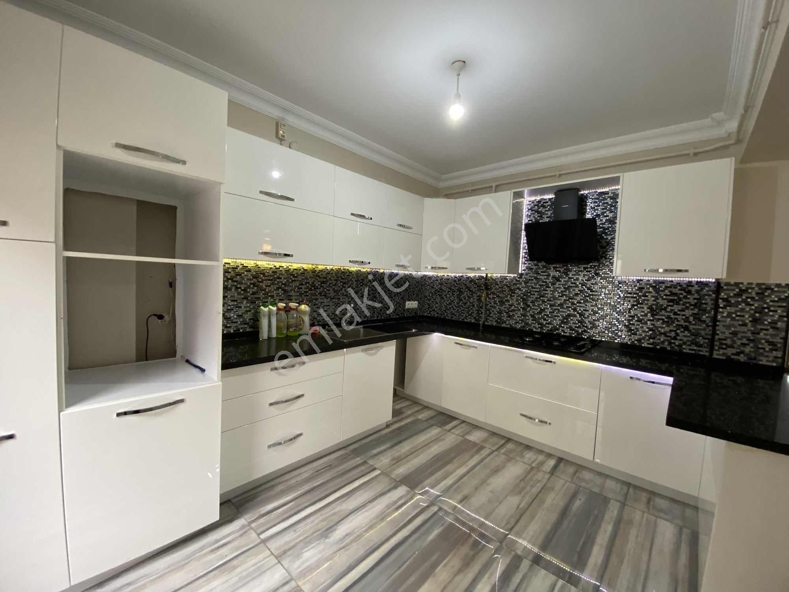 Adapazarı Kuzey Terminal Yanında 132 M2 Geniş 2+1 Lüks Daire - Görsel 28