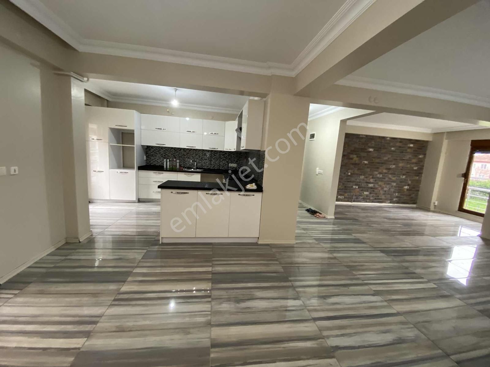 Adapazarı Kuzey Terminal Yanında 132 M2 Geniş 2+1 Lüks Daire - Görsel 9