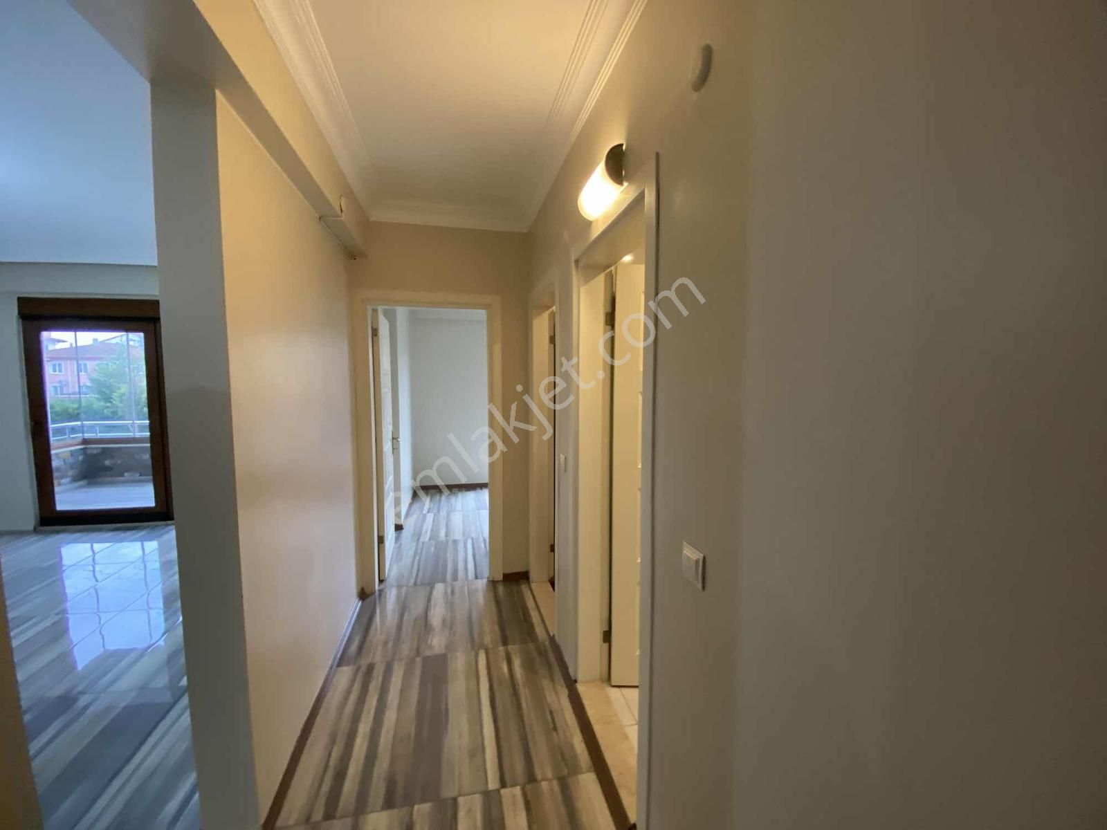 Adapazarı Kuzey Terminal Yanında 132 M2 Geniş 2+1 Lüks Daire - Görsel 4