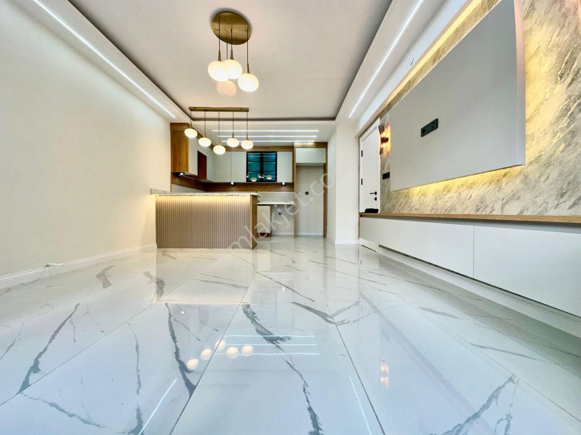 ꧁ay Emlaktan꧁akçay Merkezde Denize 500 Mt Şık Tasarım Arakat Ayrı Mutfak Ön Cephe Satılık 3+1 Daire - Görsel 2