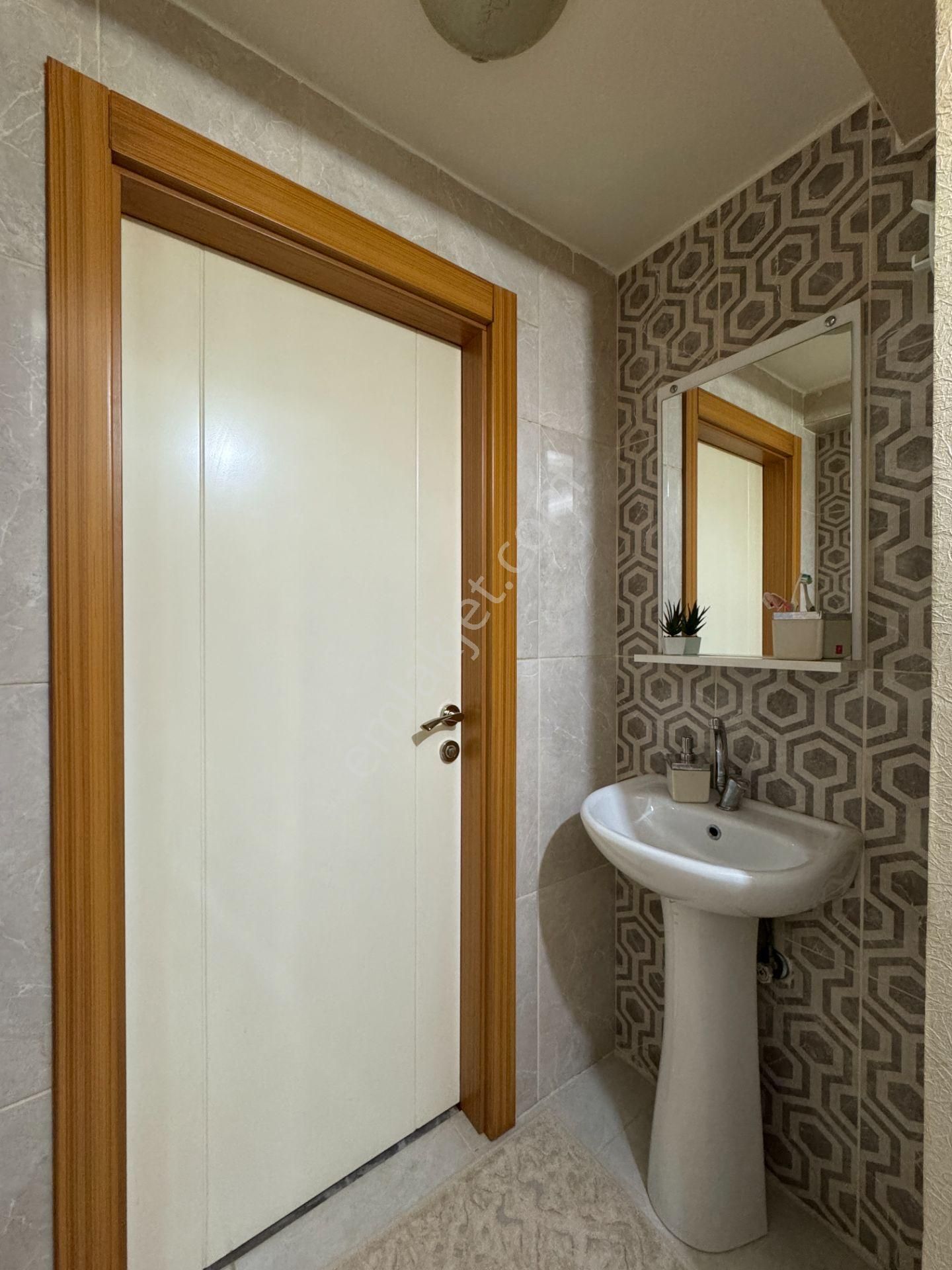 Pursaklar Mehmet Zengin Emlak'tan Asansörlü, Kapalı Otoparklı, Ebeveyn Banyolu, Masrafsız 2+1 - Görsel 35