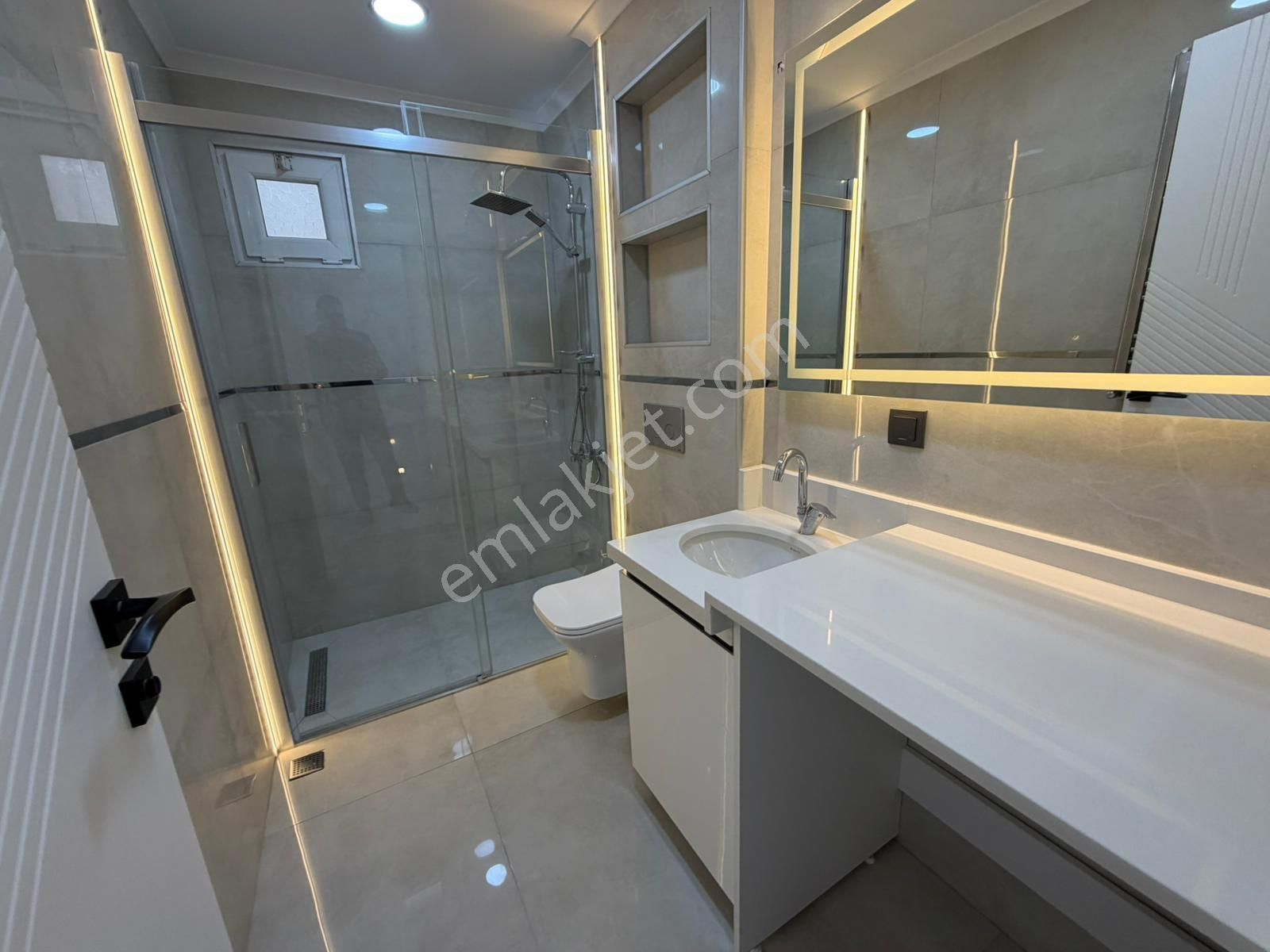 Atanora Vadiden 29 Mayıs Hst Yakını Yüksek Giriş Lüks Yapılı Boş 3+1 - Görsel 12