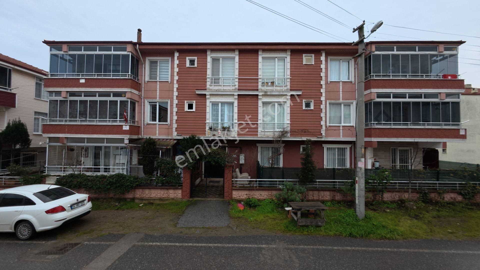 Sakarya Karasuda Satılık 2+1 Geniş Ve Kullanışlı Daire