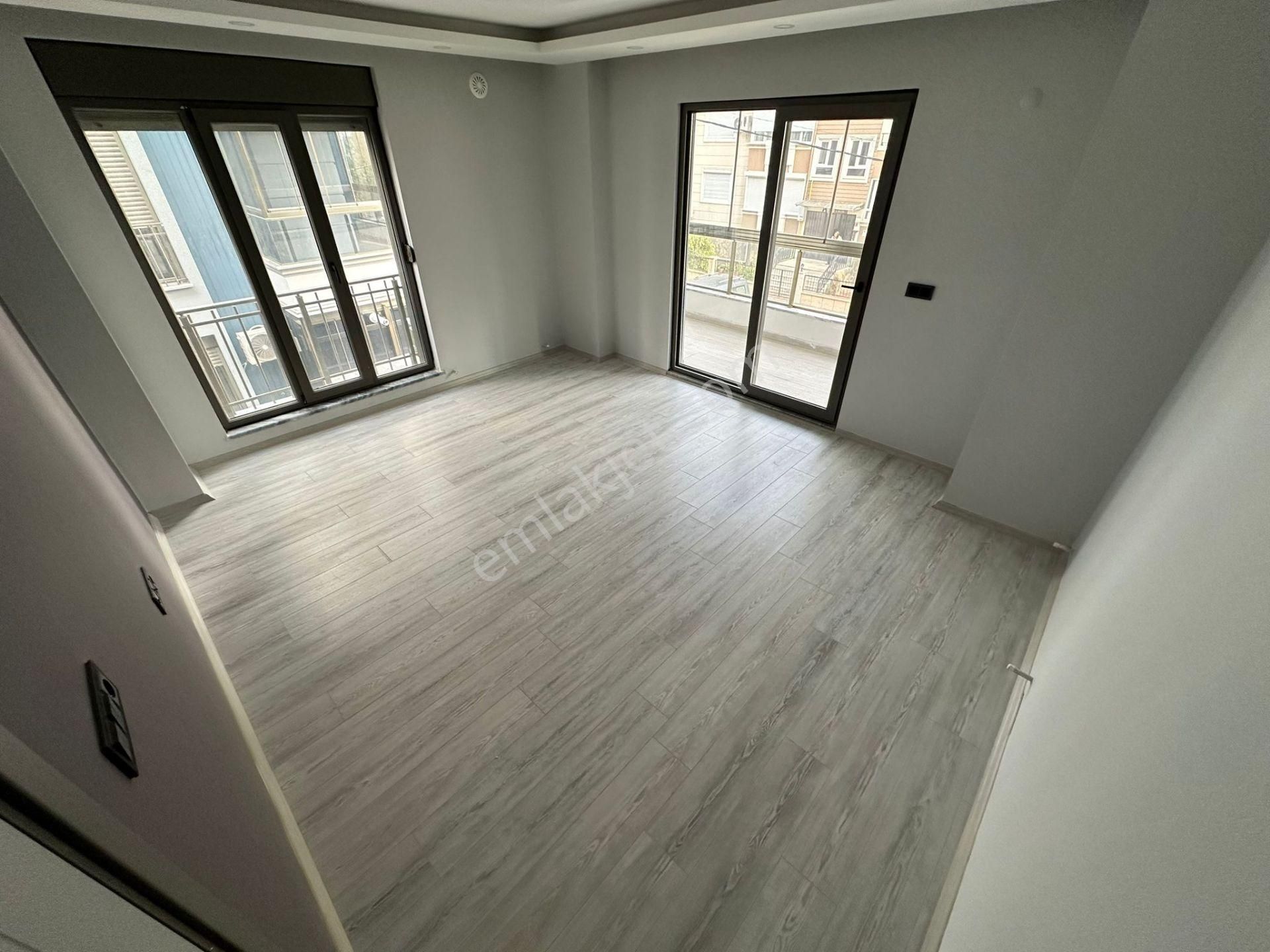 ⭐akçay Ay Emlak'tan⭐altınkum'da Ön Cephe Şık Tasarımlı Lüks Sitede Ara Kat Satılık 2+1 Daire - Görsel 18
