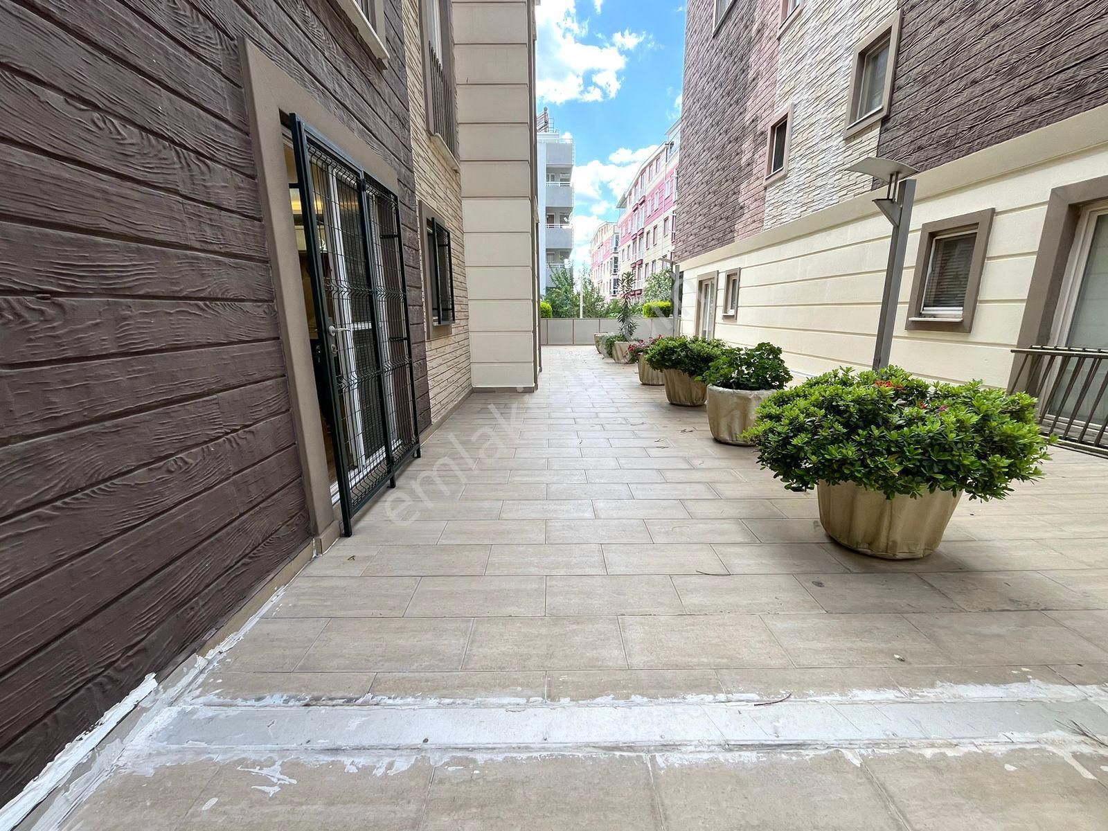 🏡 Referans'tan Altınkum'da Site İçerisinde Ön Cephe Havuzlu 1+1 Dair - Görsel 35