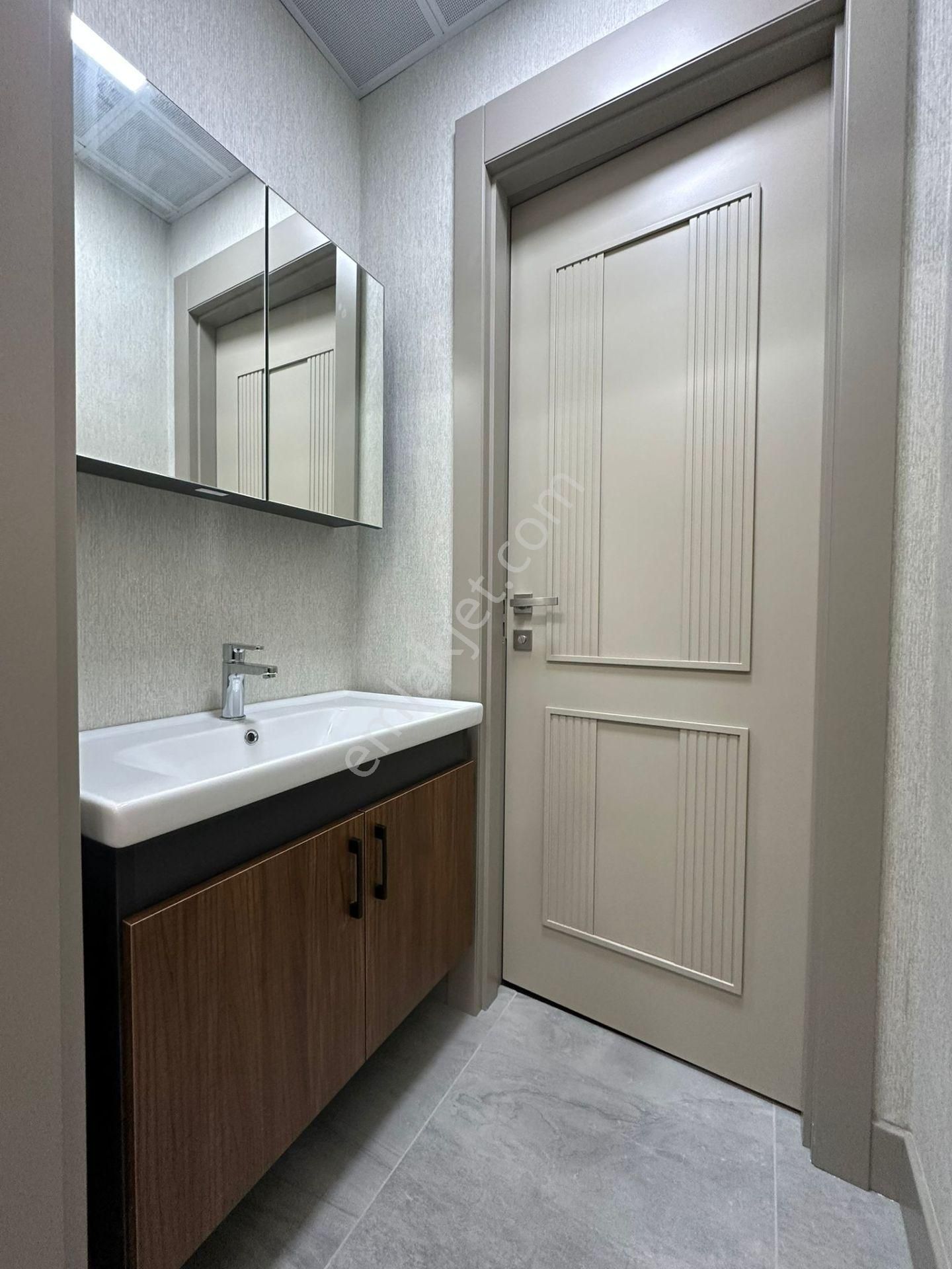 Pursaklar Mehmet Zengin Emlak'tan Kapalı Otoparklı Sitede 9. Kat 4+1 Ultra Lüks Hastane Yakını - Görsel 32